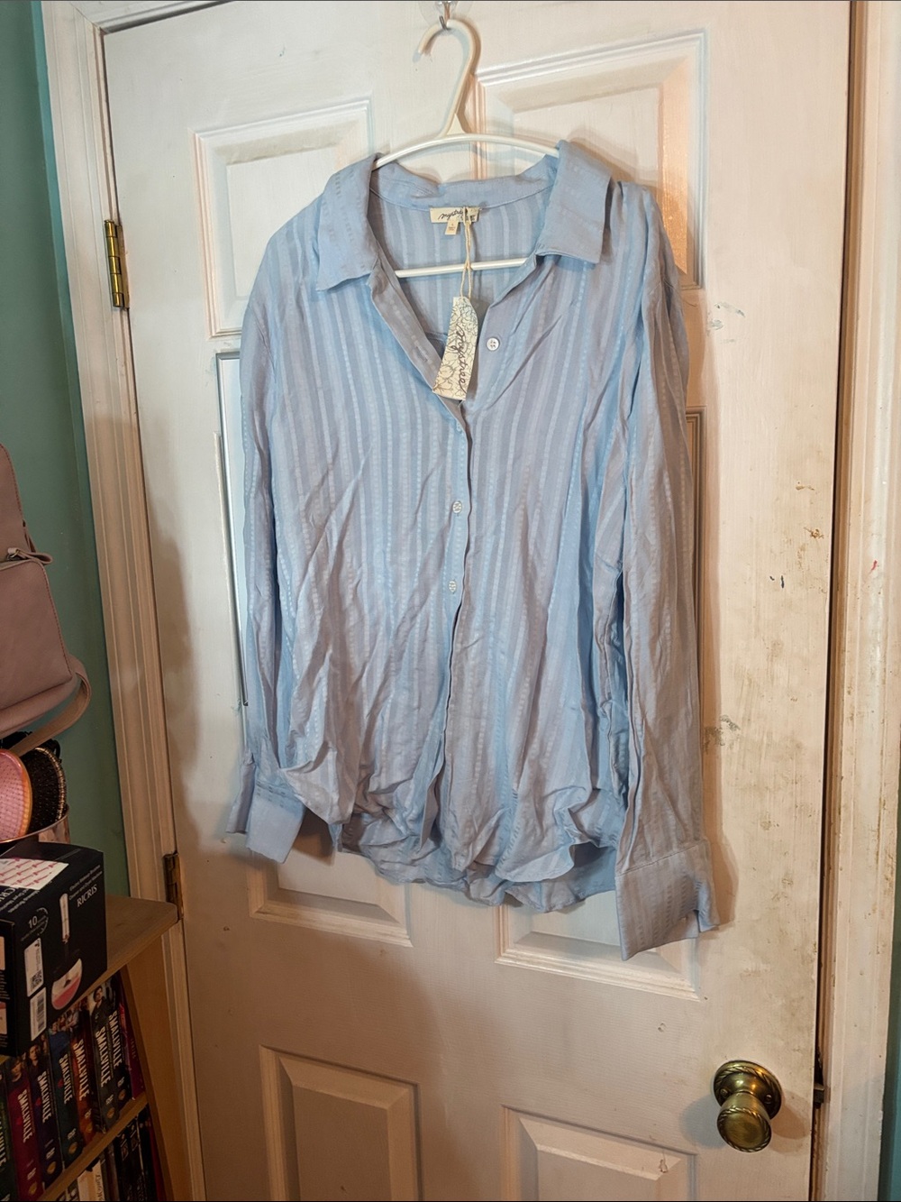 Mystree Light Blue Striped Button-Down Shirt Size Large